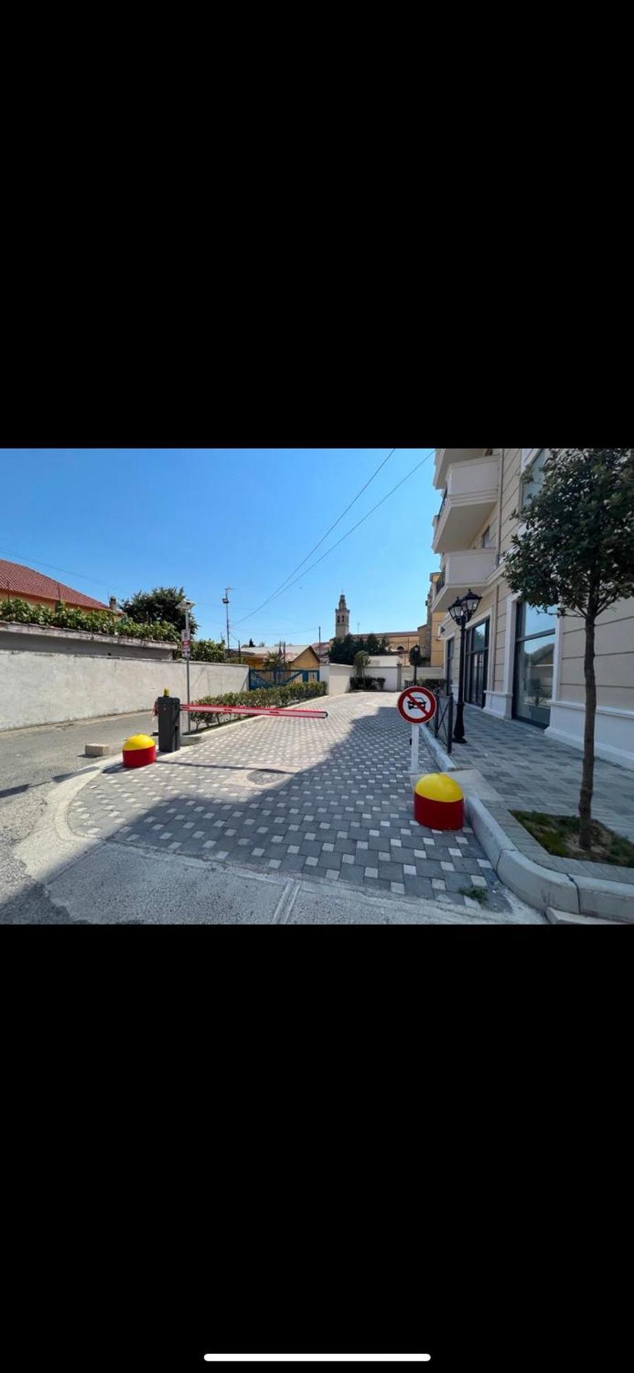 Bobi Hotel Shkoder Bagian luar foto