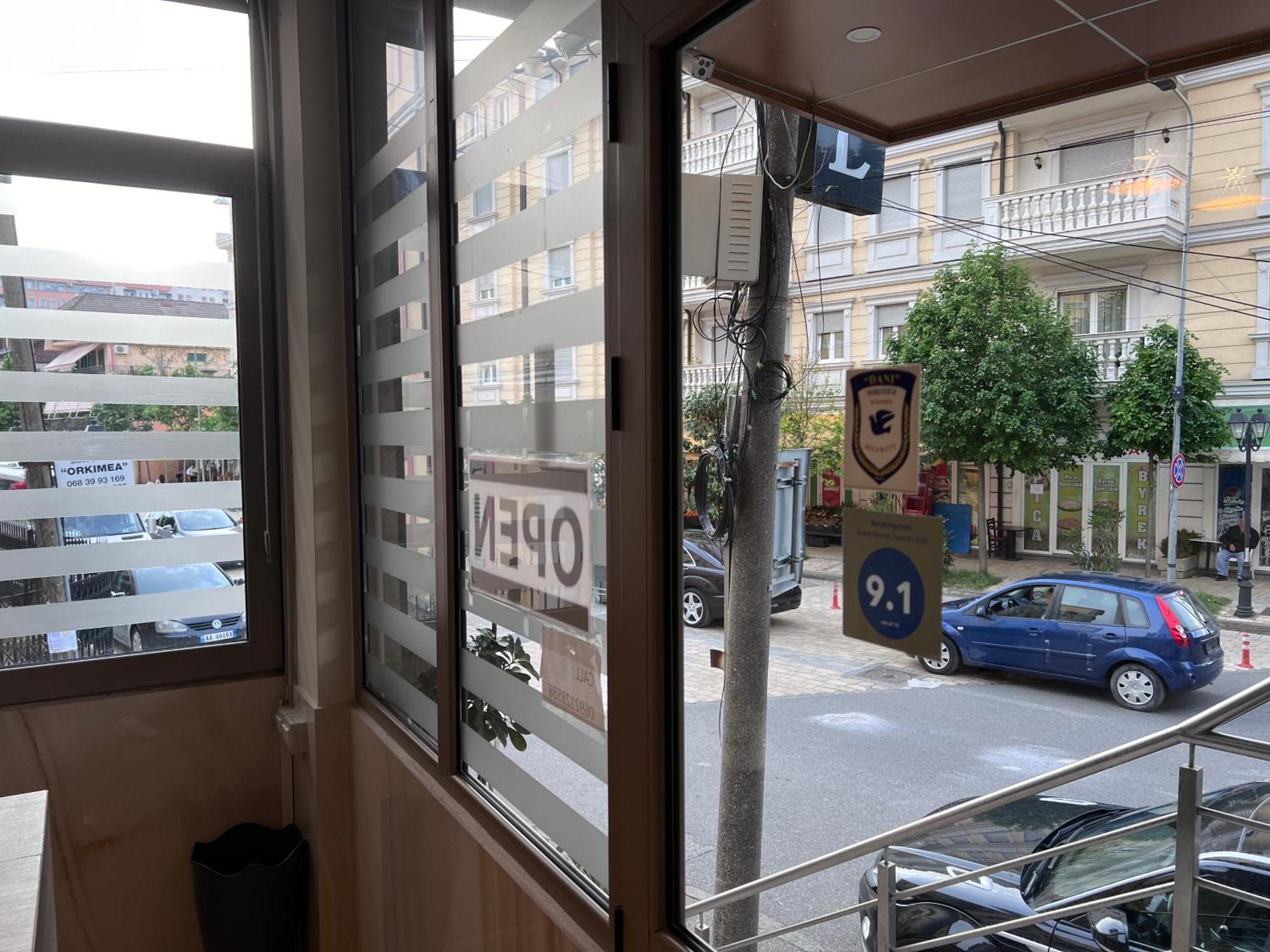 Bobi Hotel Shkoder Bagian luar foto