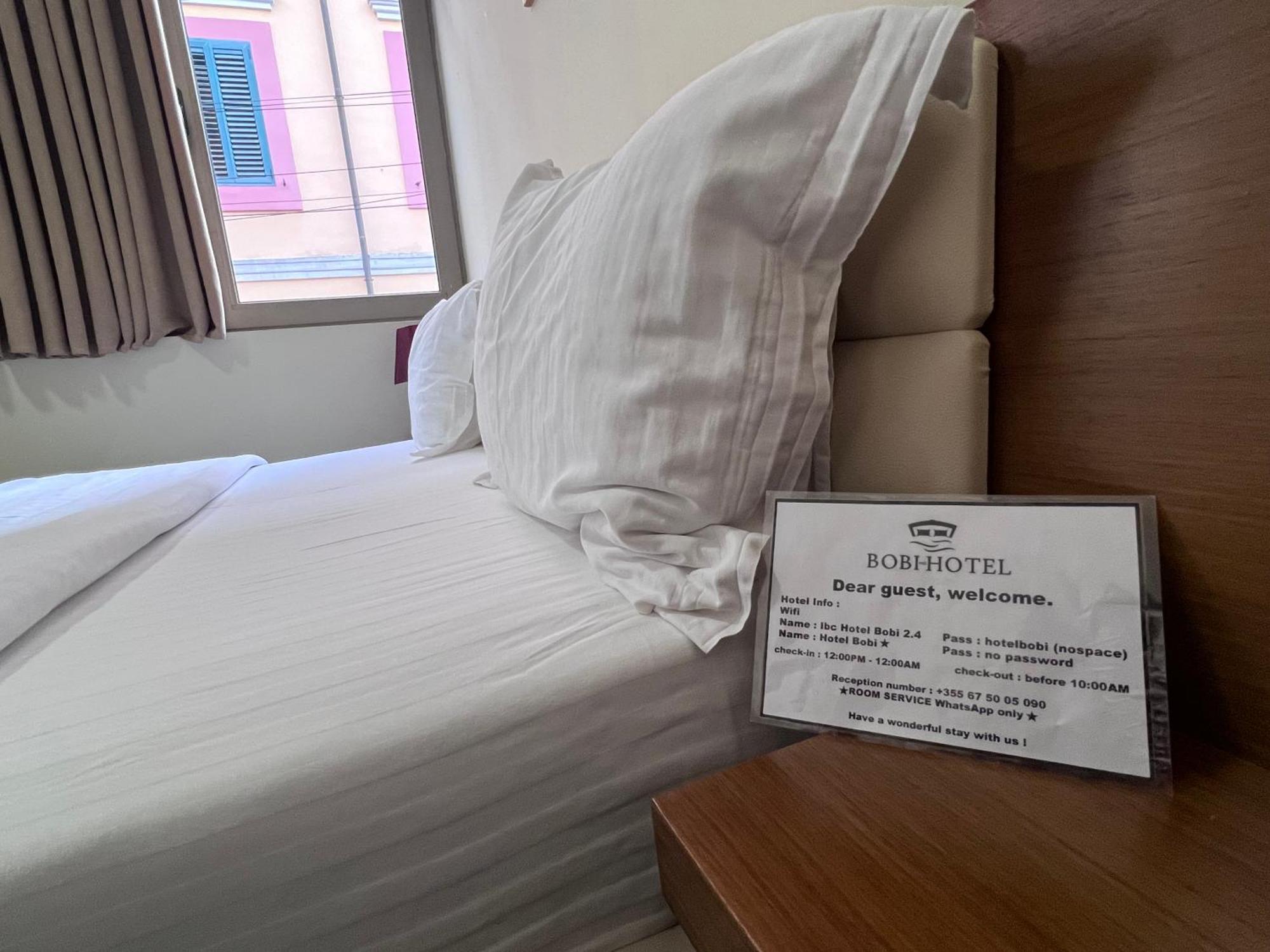 Bobi Hotel Shkoder Bagian luar foto